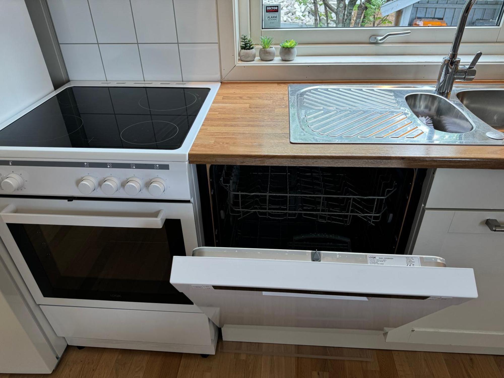 Walo Apartments Tromsdalen - Close To Cable Car And Arctic Cathedral, 10 Min By Bus To City Centre, Free Parking Тромсьо Екстериор снимка