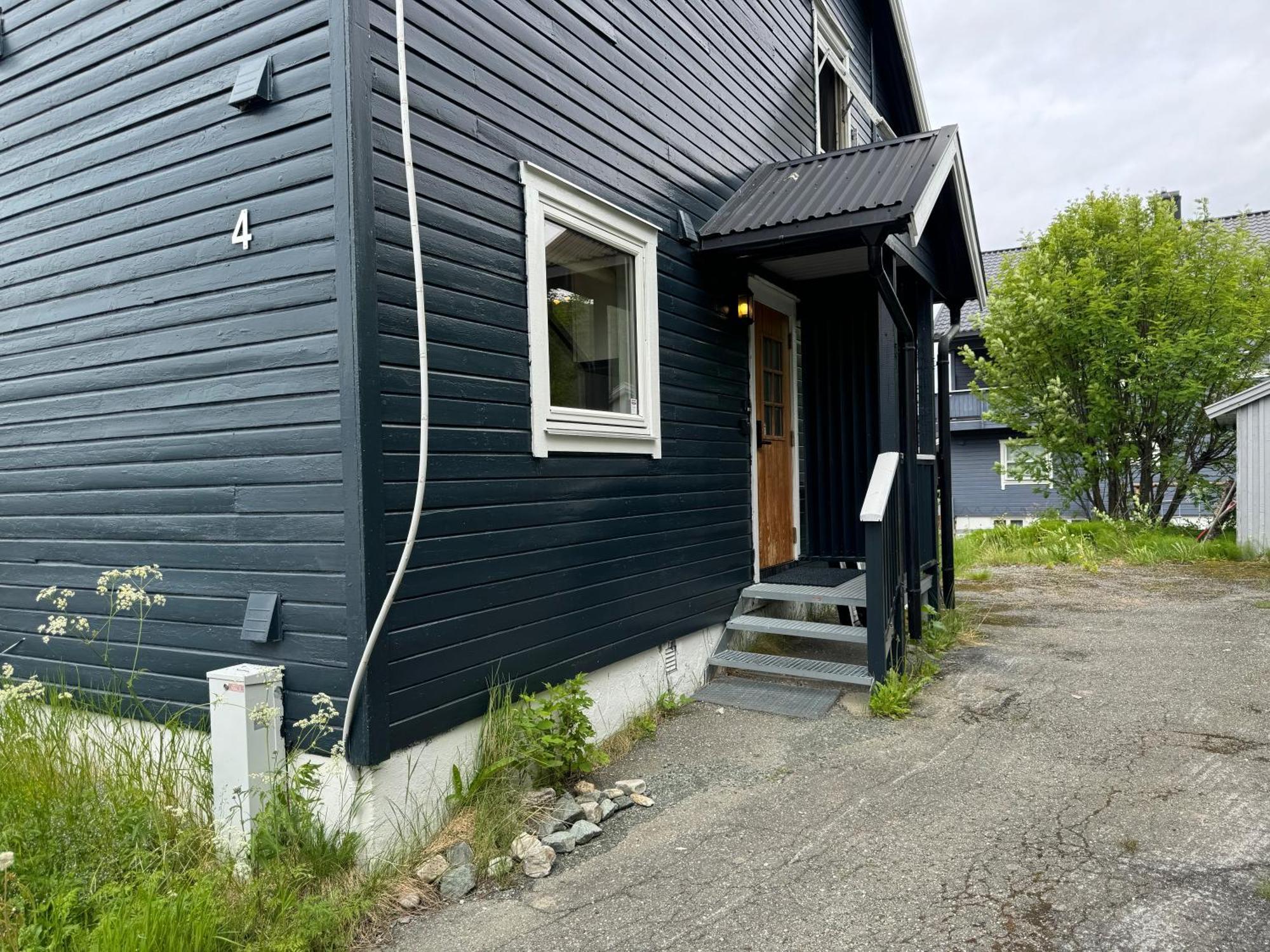 Walo Apartments Tromsdalen - Close To Cable Car And Arctic Cathedral, 10 Min By Bus To City Centre, Free Parking Тромсьо Екстериор снимка